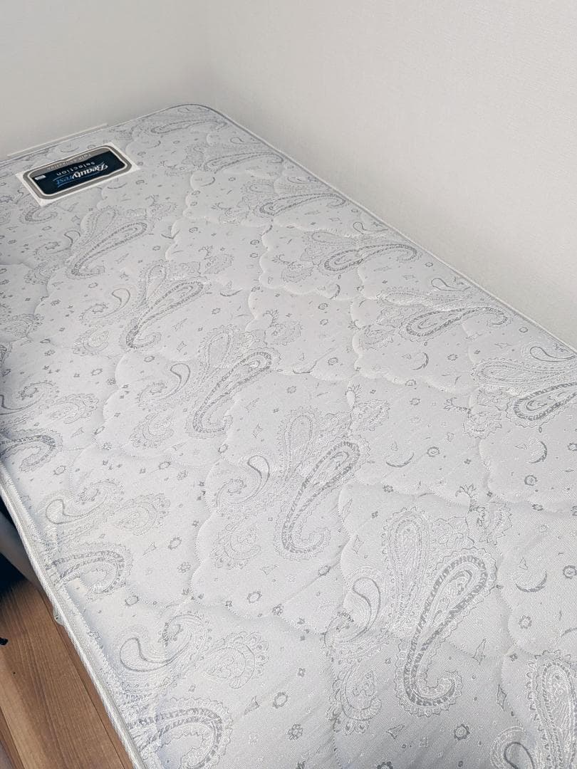 状態良好 シモンズ シングル マットレス＋ベットフレーム　セット配送