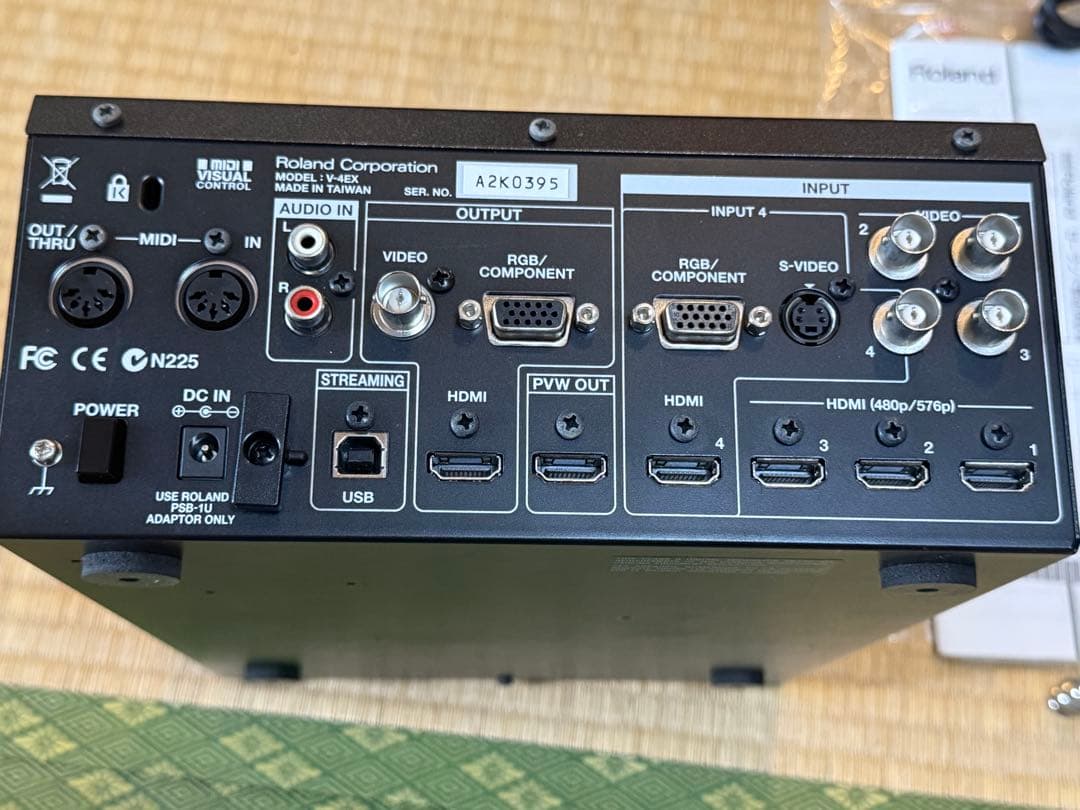 V-4EX ローランド Roland 4chビデオVJミキサー 完品　おまけ付