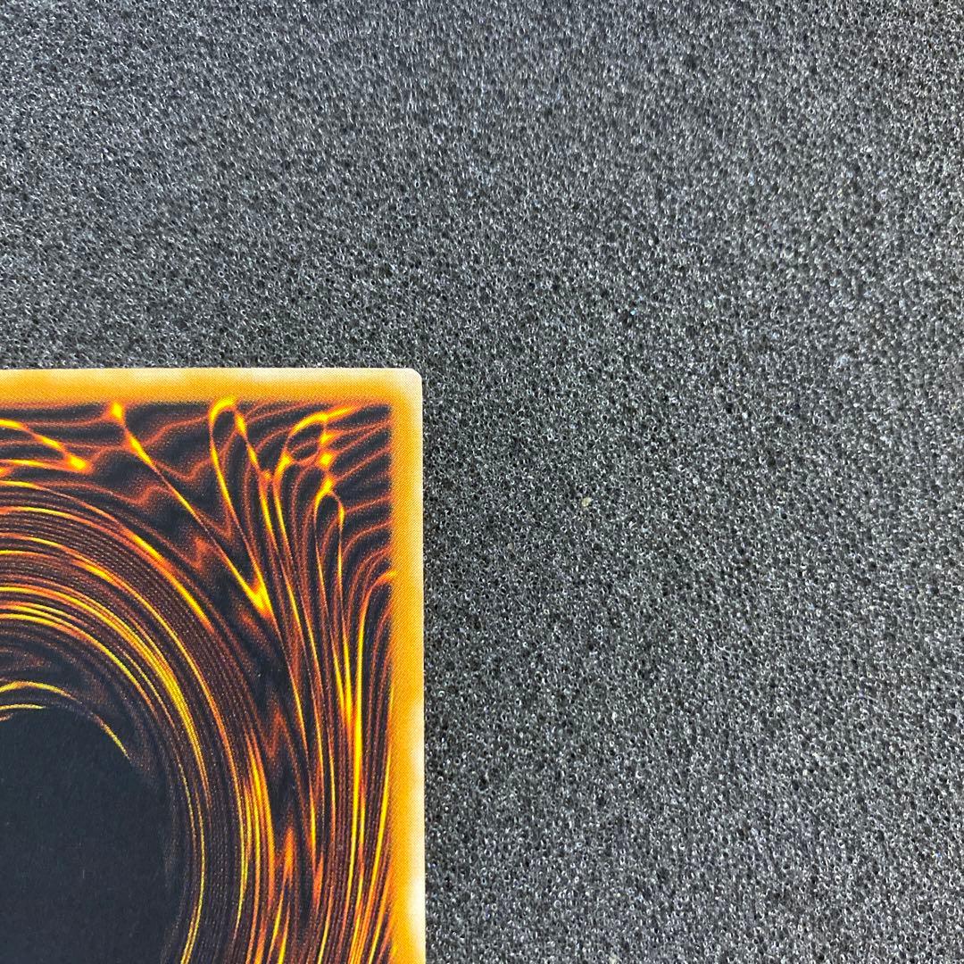 た*か様 【美品】　遊戯王　ブラック・マジシャン　レリーフ