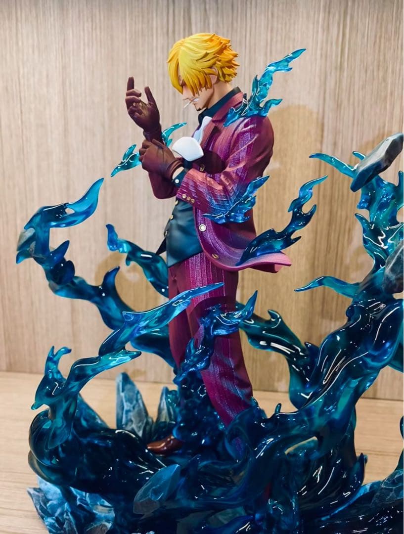 ONEPIECE ワンピース ヴィンスモーク・サンジ フィギュア