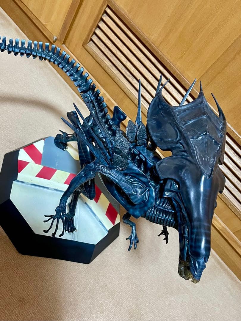 【限定1000体】サイドショウ クイーン・エイリアン ジオラマ