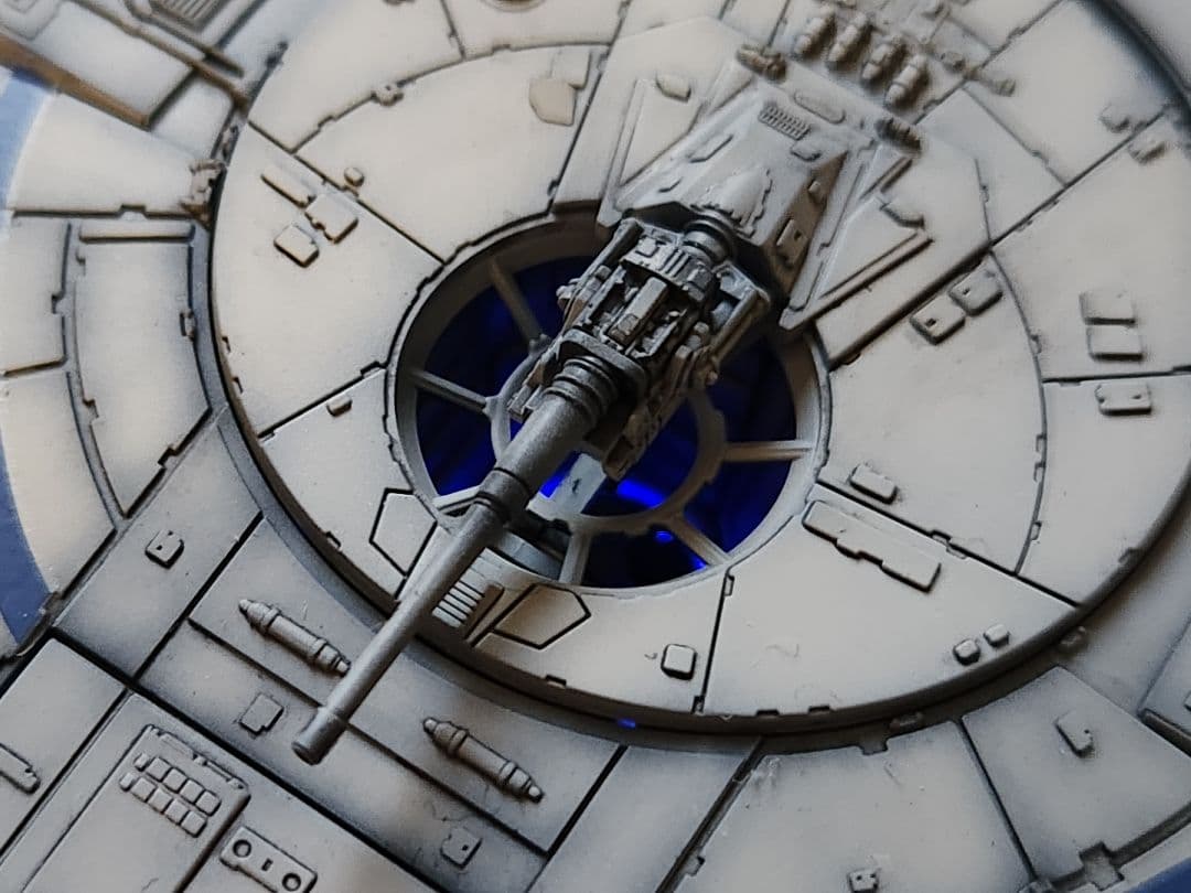 スター・ウォーズ ミレニアム・ファルコン(ランドVer.）塗装済み完成品