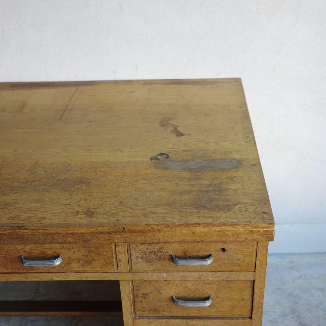 デスク　古いレトロな机　作業台