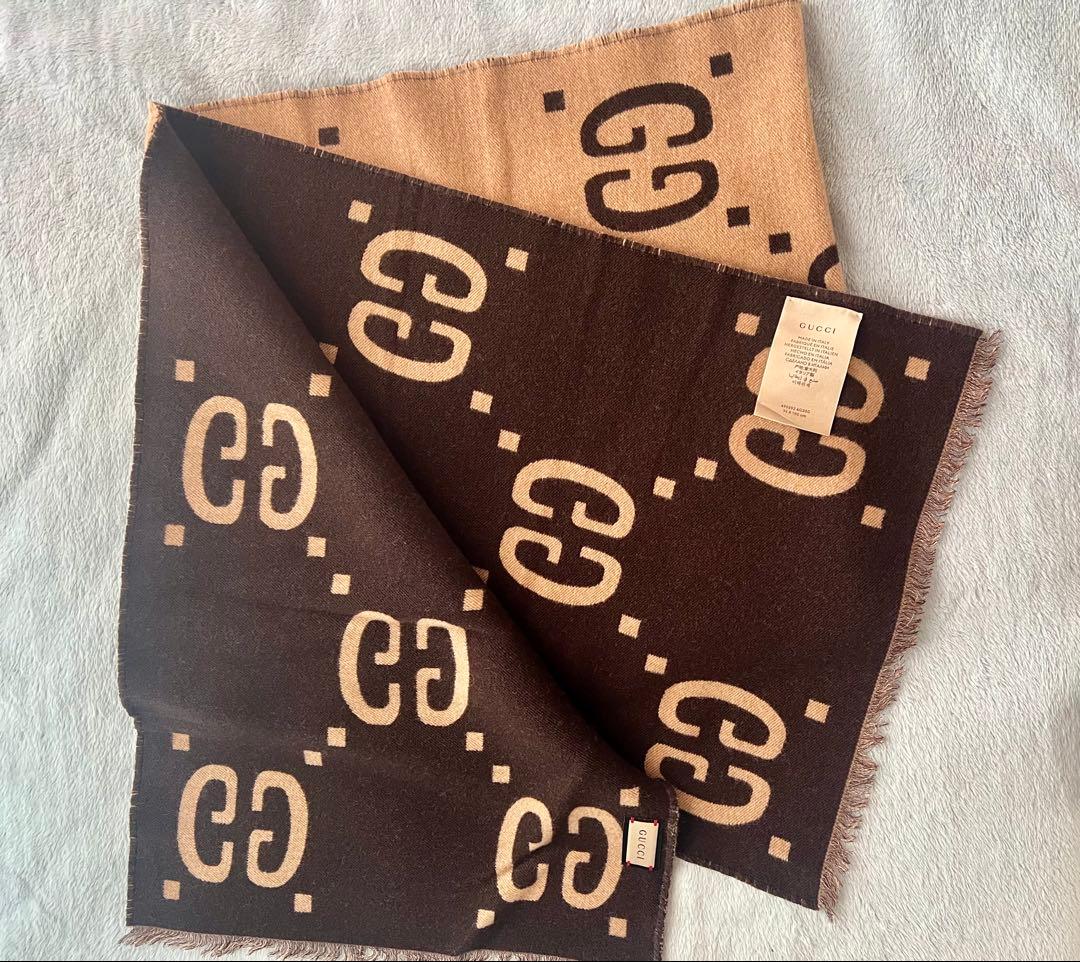 GUCCI リバーシブルGGマフラー