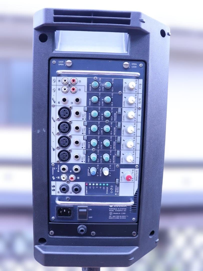 ポータブルPAシステム STAGEPAS 300 YAMAHA ヤマハ