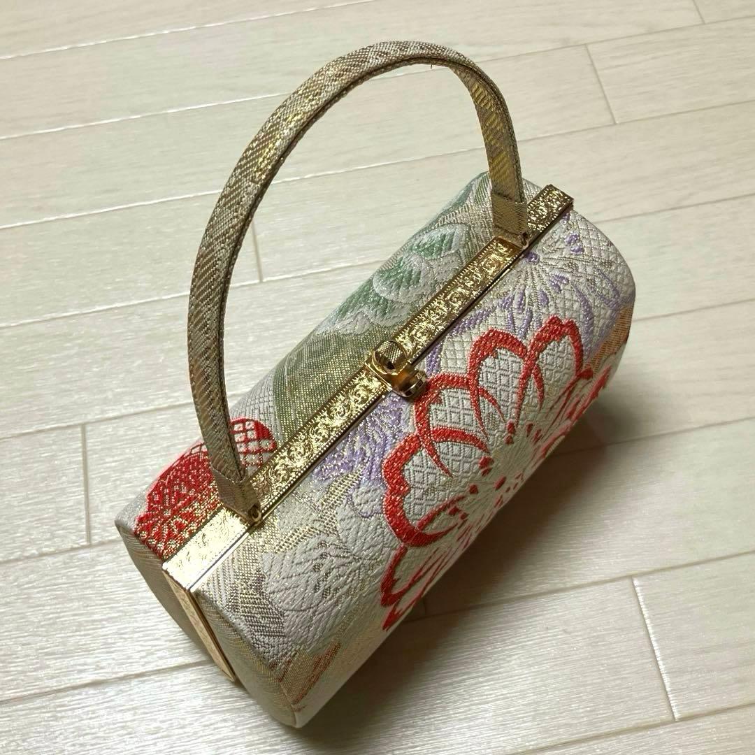《美品》草履バッグセット　帯地　ラメ　花柄　底鋲付きバッグ　成人式