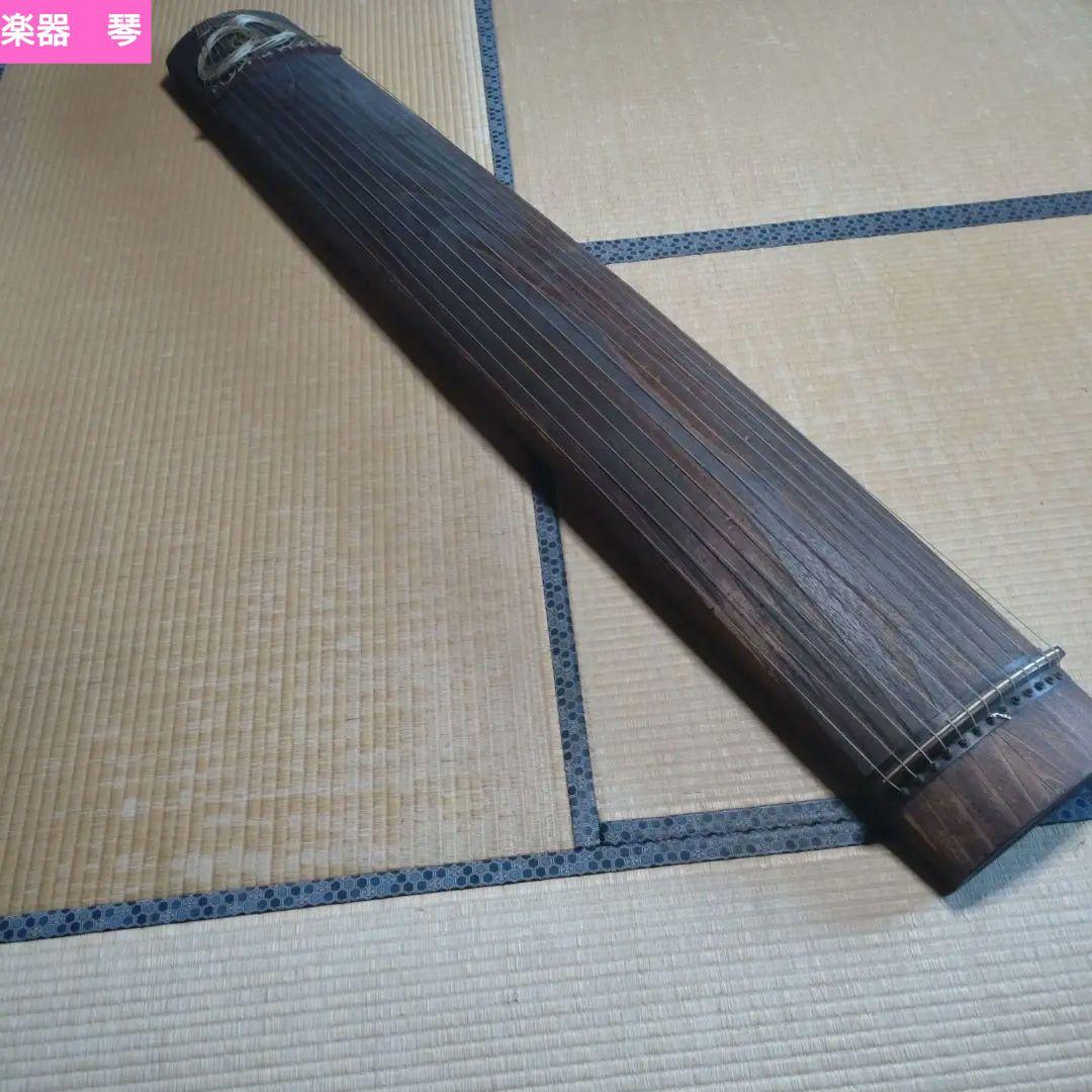 楽器　琴
