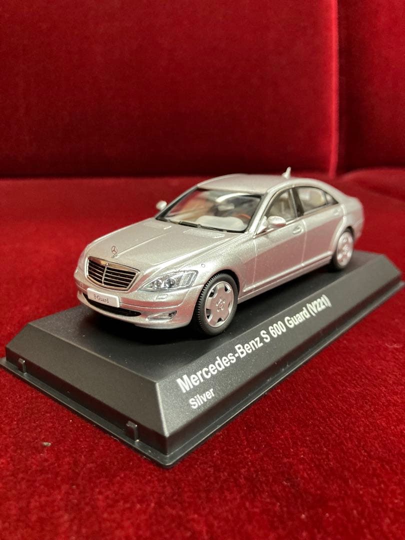 京商1/43ベンツS600
