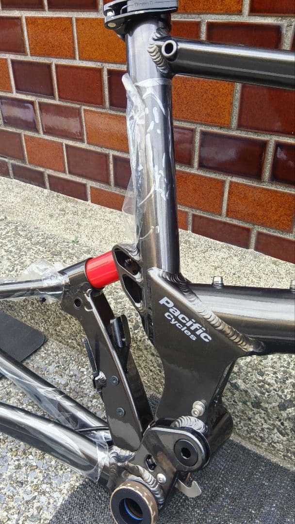 28日迄期間限定価格 REACH フレームセット