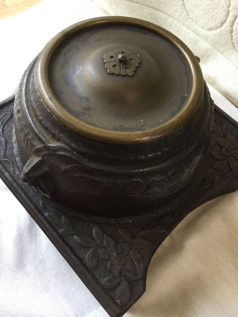時代物　骨董　鉄瓶　茶釜　茶道具　茶器　真鍮蓋　美術品　レトロ　アンティーク