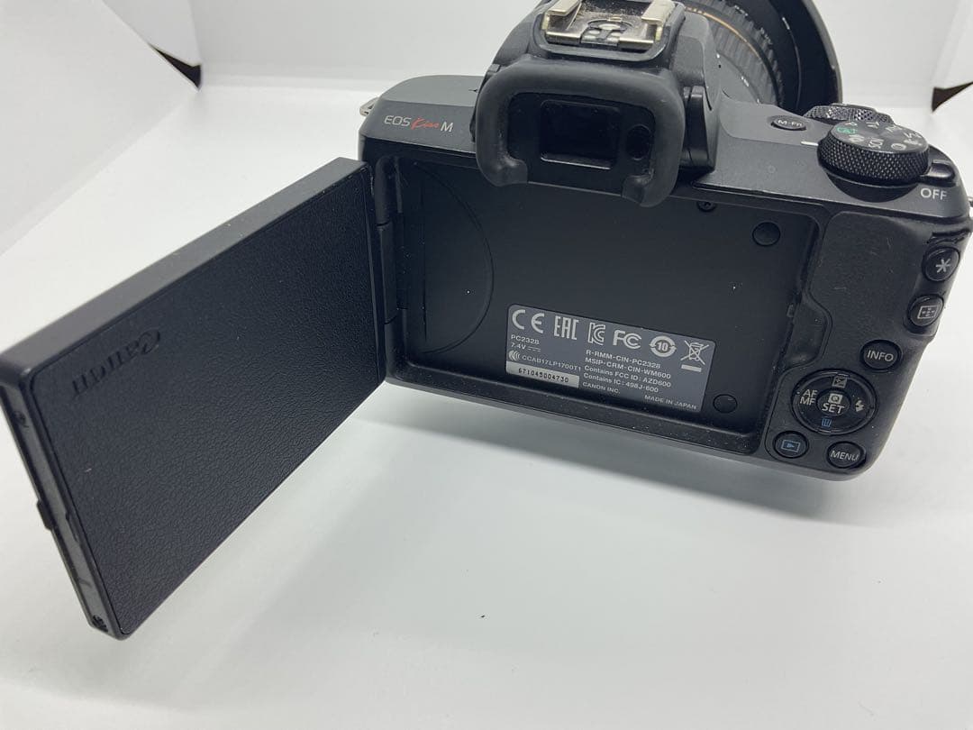 デジタルカメラ Canon EOS Kiss M + TAMRON SP 10-24mm