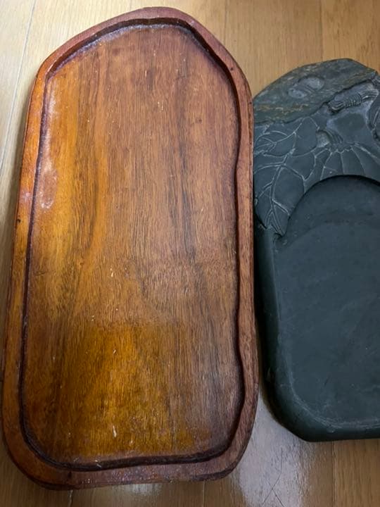 唐硯　古緑端渓硯 すずり 硯石 木台付き
