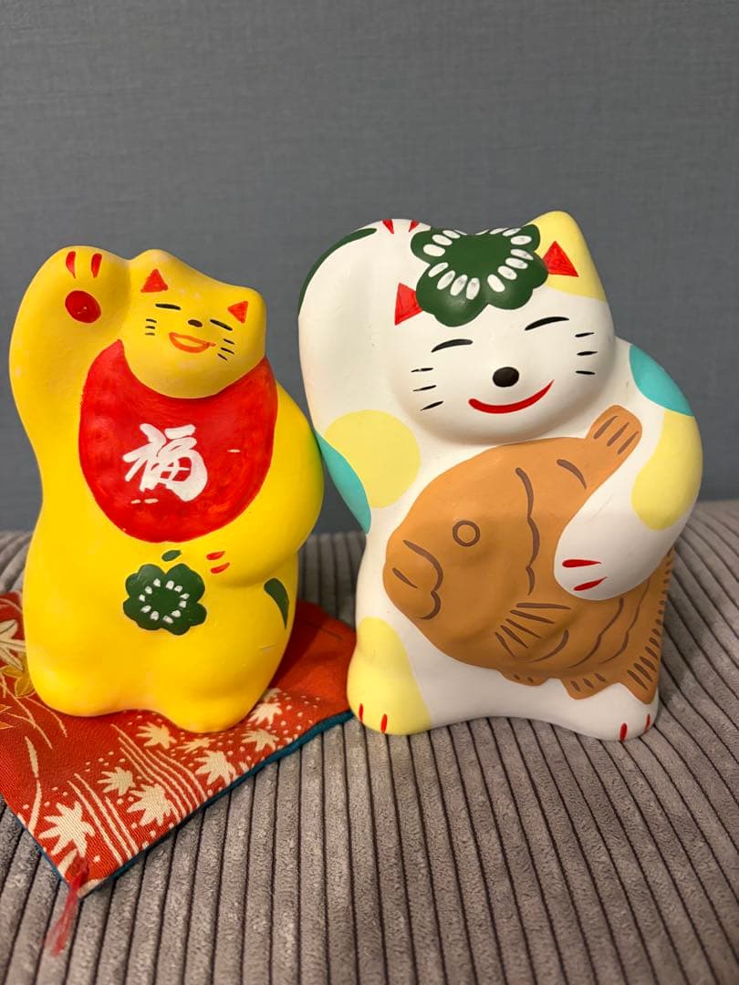 湯布院招き猫抽選品　輪葉葉黄色の招き猫 置物