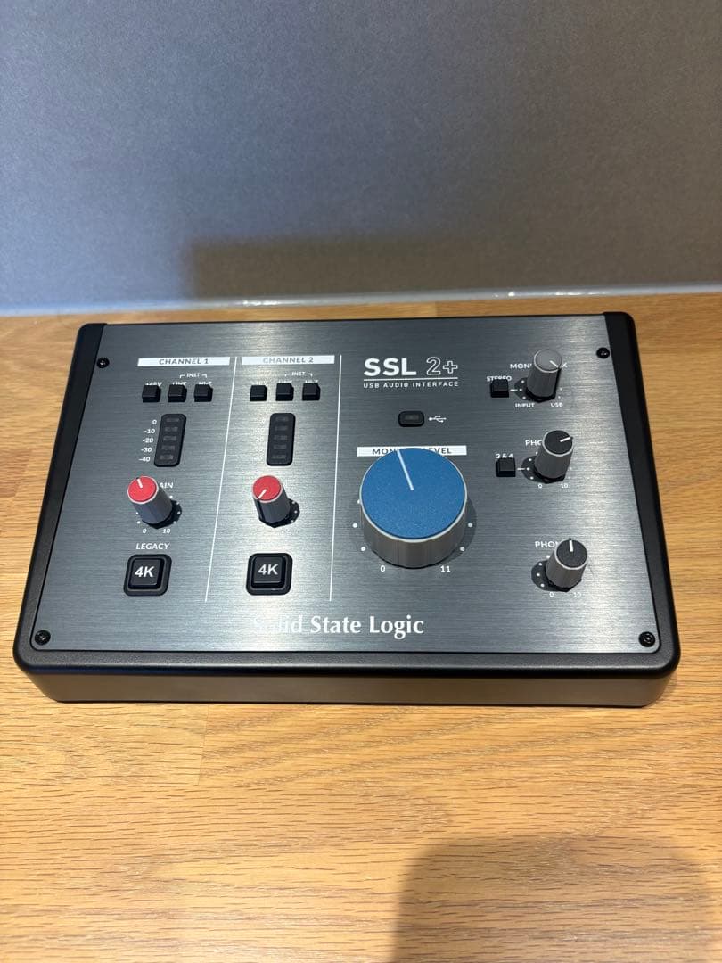 SSL 2+ USBオーディオインターフェイス