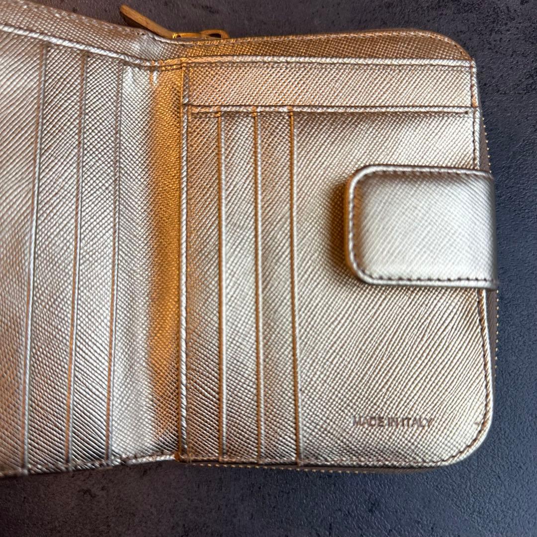 PRADA サフィアーノレザー ゴールド 二つ折財布　コンパクトウォレット