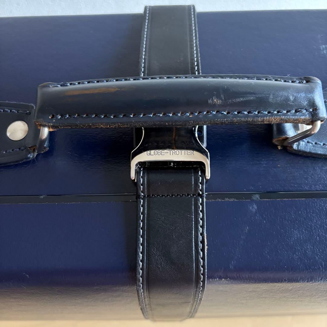 【純正ベルト付】グローブトロッター オリジナル ラージスーツケース ネイビー