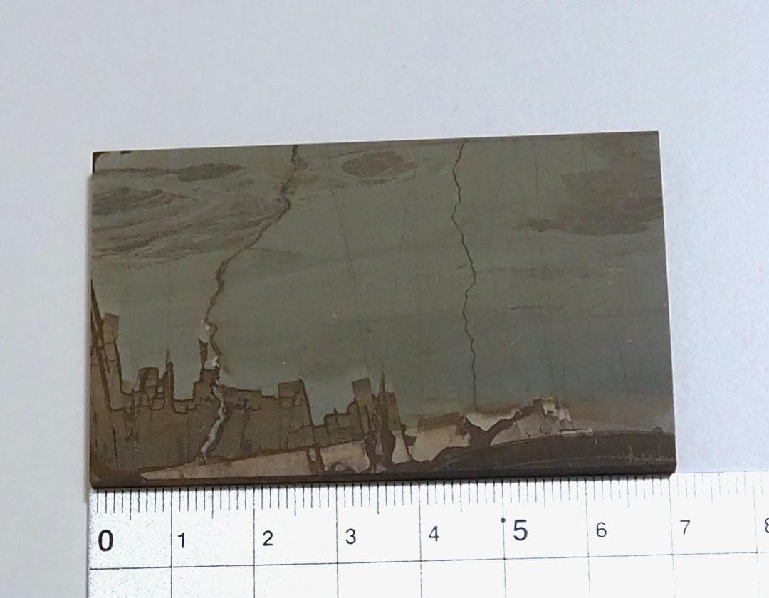 パエジナストーン　風景石　イタリア