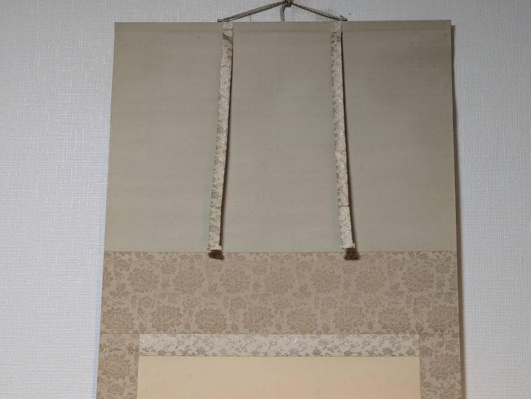 【真作】掛軸　富取風堂　菖蒲　雅趣に満ちた彩色花鳥画　共箱入　T51