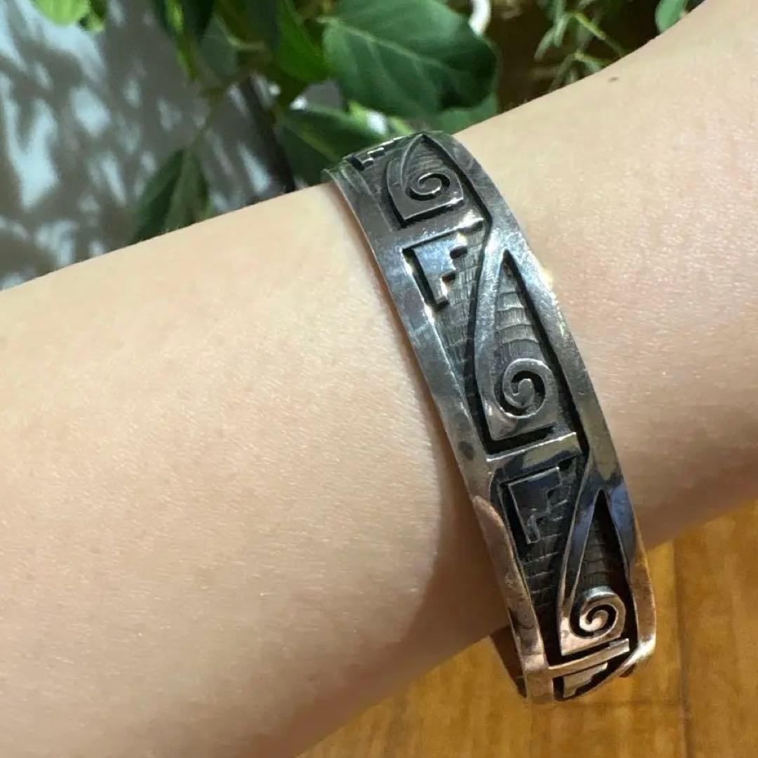 ホピ族：Stewart Tewawina Dacawyma ウォーター＆クラウド