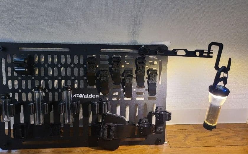 ●アーム付き●46～50L アルミコンテナ用 L サイズ　上蓋パネル　穴あけ対応