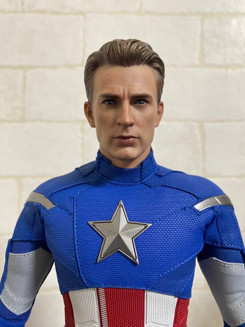 HOT TOYS キャプテン・アメリカ アベンジャーズ エンドゲーム 2012