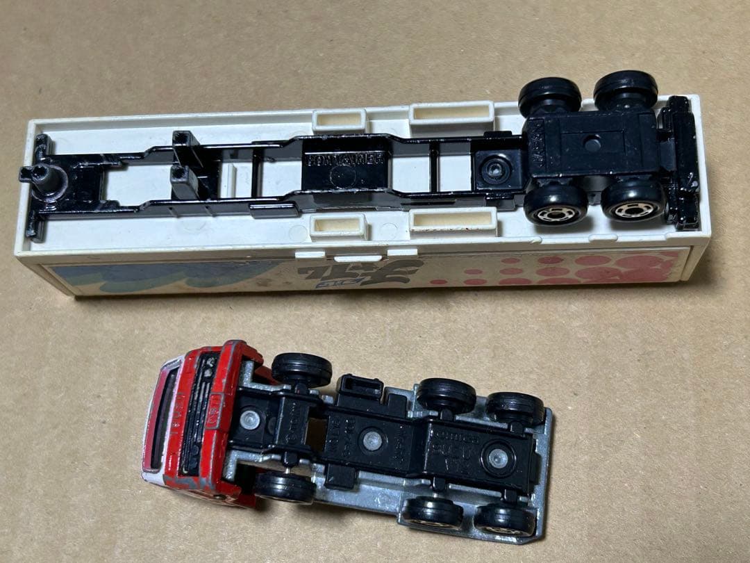 ロングトミカ いすゞ V12 ウイングルーフトレーラー ブルーチャイム