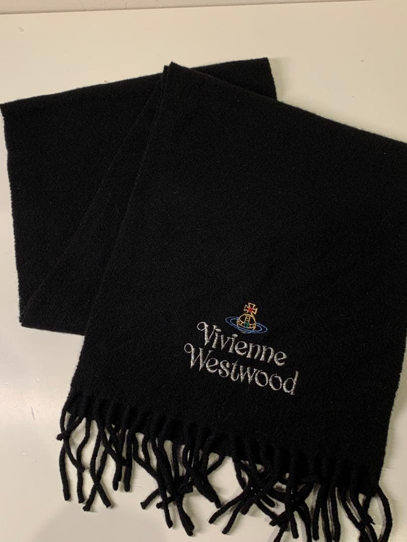 【極美品】Vivienne Westwood ブラックマフラー