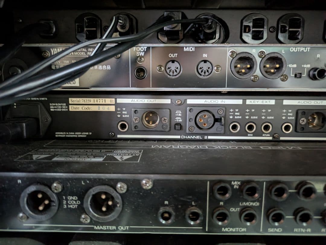 ラック　エフェクター　REV500 、MDX2000、ETA、M-120、SKB