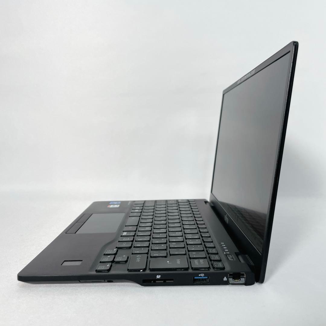 LIFEBOOK ノートPC フルHD 13インチ 高性能CPU 持ち運びにも