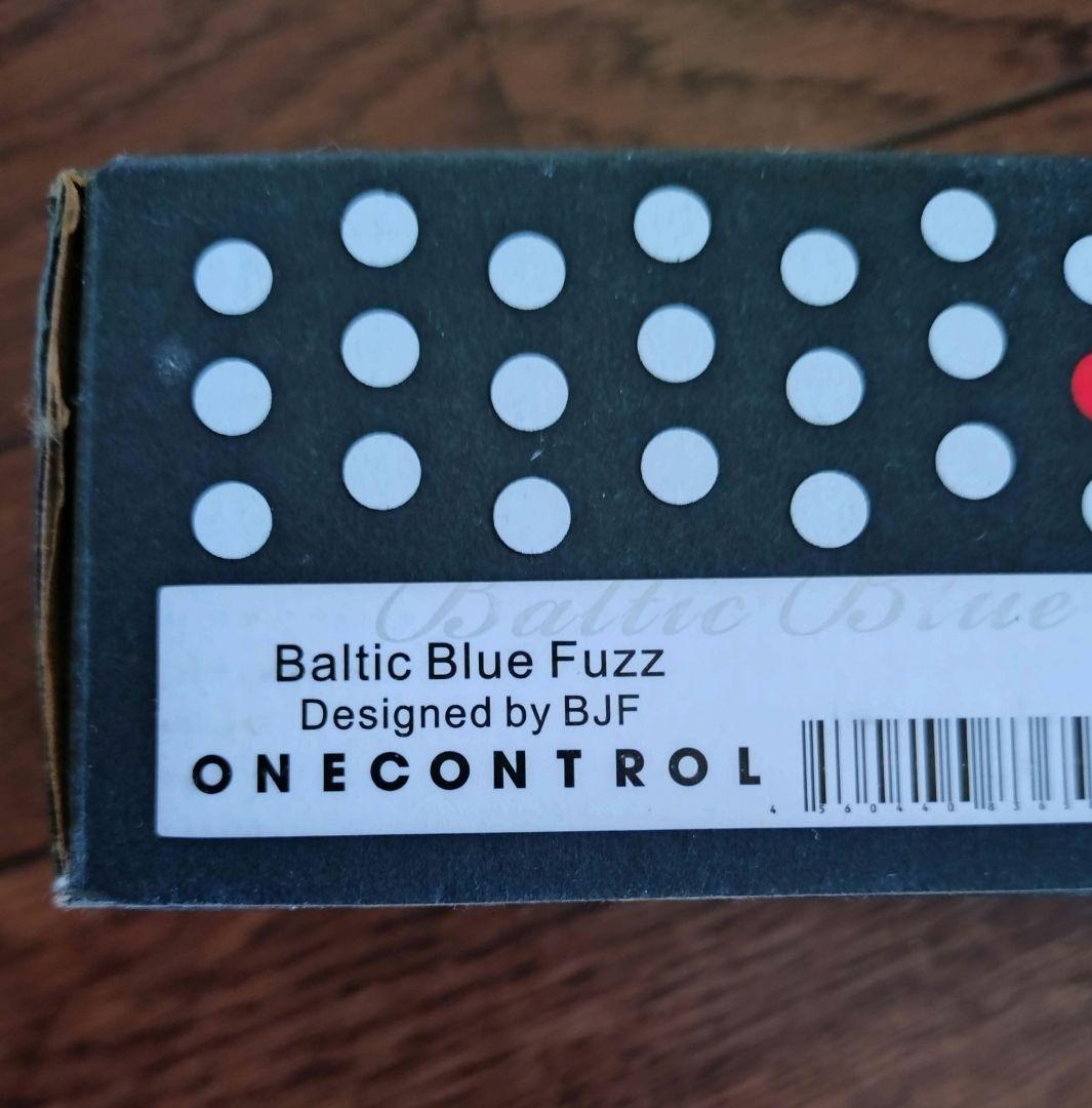 【箱あり】One Control Baltic Blue Fuzz　ファズ