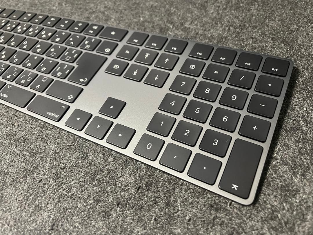 Apple Magic Keyboard テンキー付き(JIS) スペースグレイ