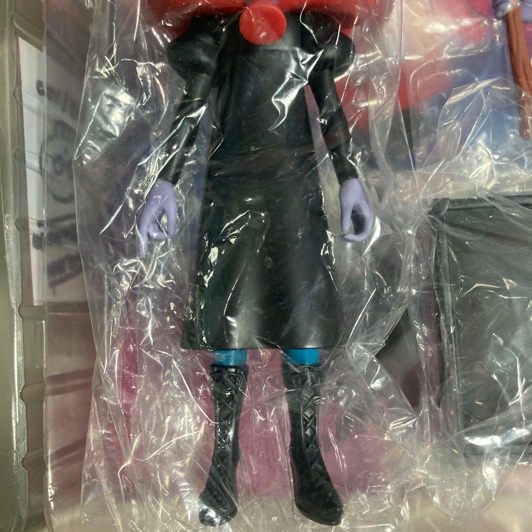 メディコムトイ　MARIA ソフビスタチュー　ドール