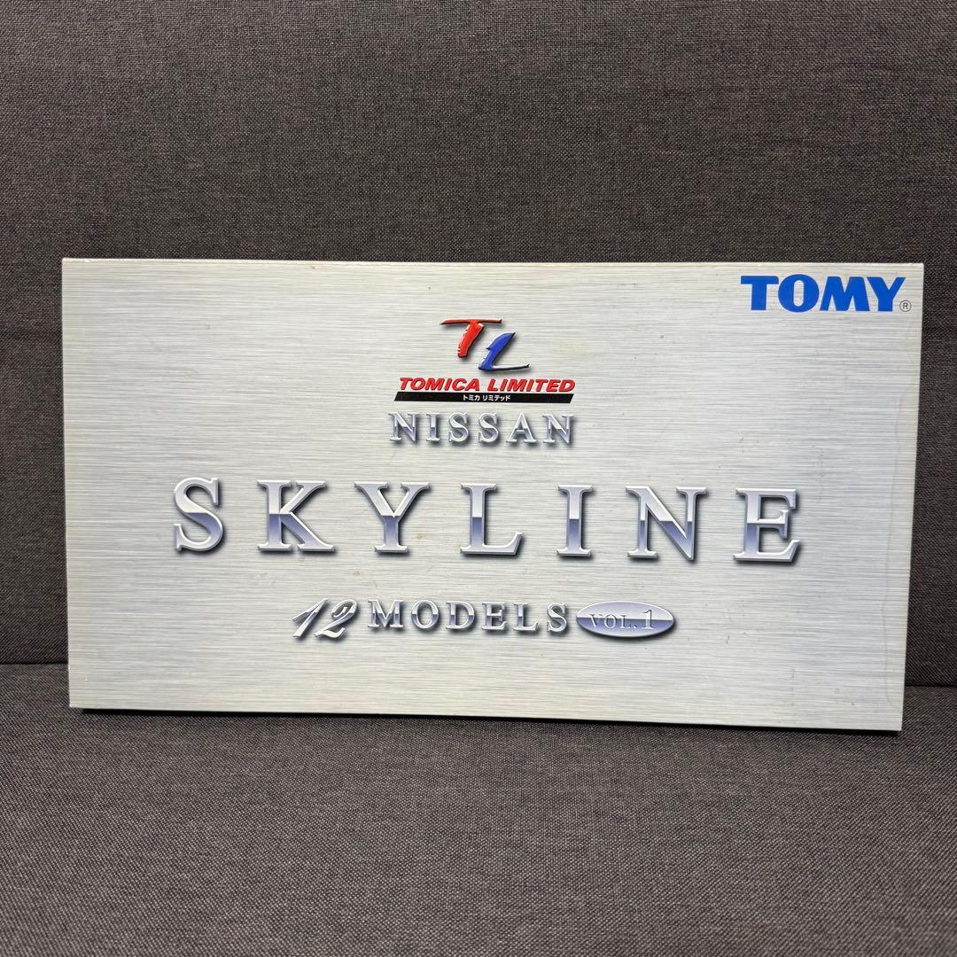 ミニカー TOMICA NISSAN SKYLINE 12 MODELS