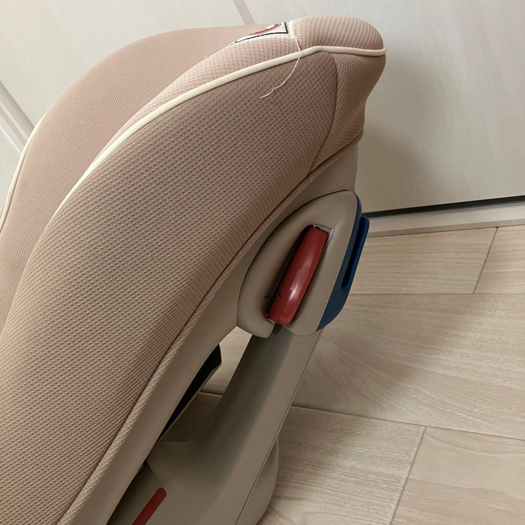 Combi コッコロ S UX チャイルドシート ヘーゼルナッツ ベージュ