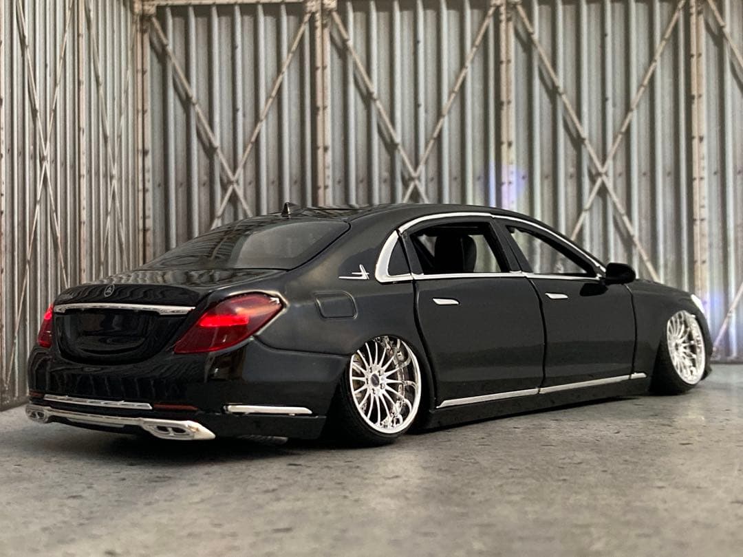 1/24メルセデスベンツE300（カスタム品）