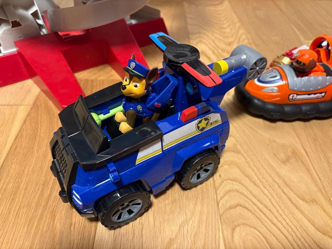 パウパトロールタワーとバウパトローラーとNintendo Switchソフト