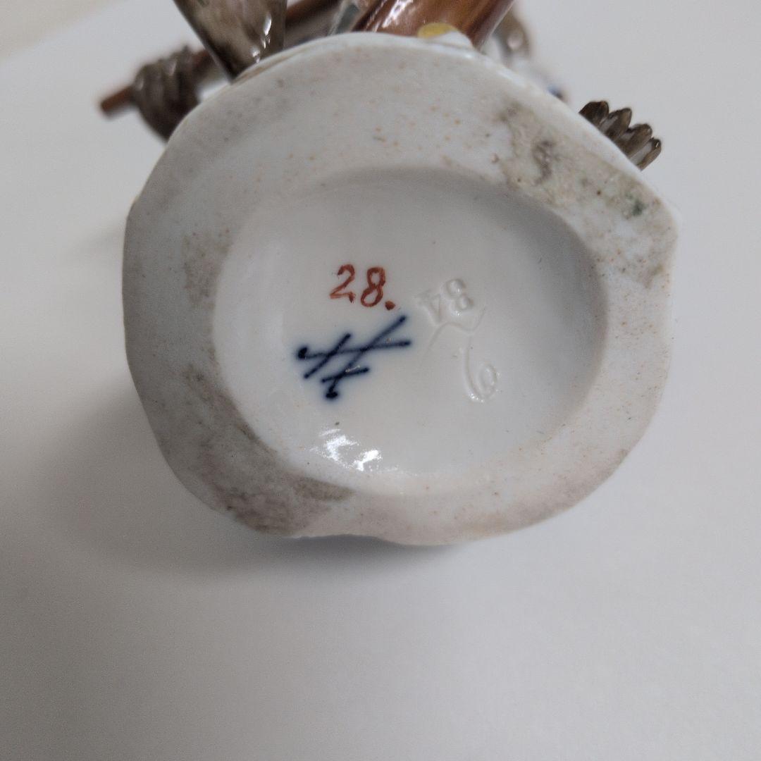 猿のチェロ演奏者 フィギュア