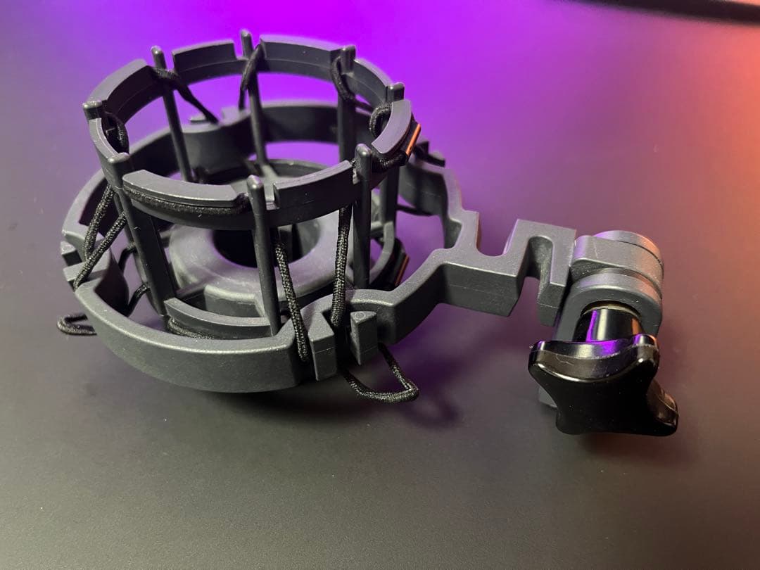 AKG C214 コンデンサーマイク