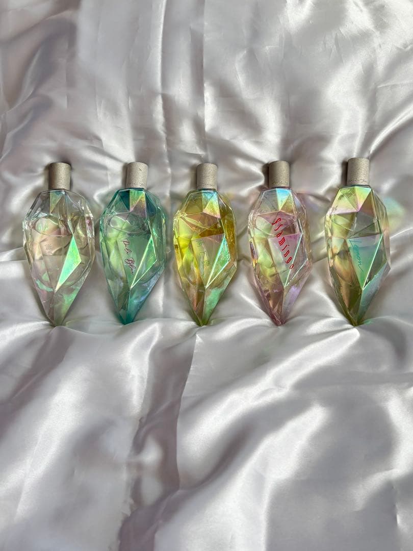 【ほぼ未使用】米津玄師　ルームパルファム 5本フルセット