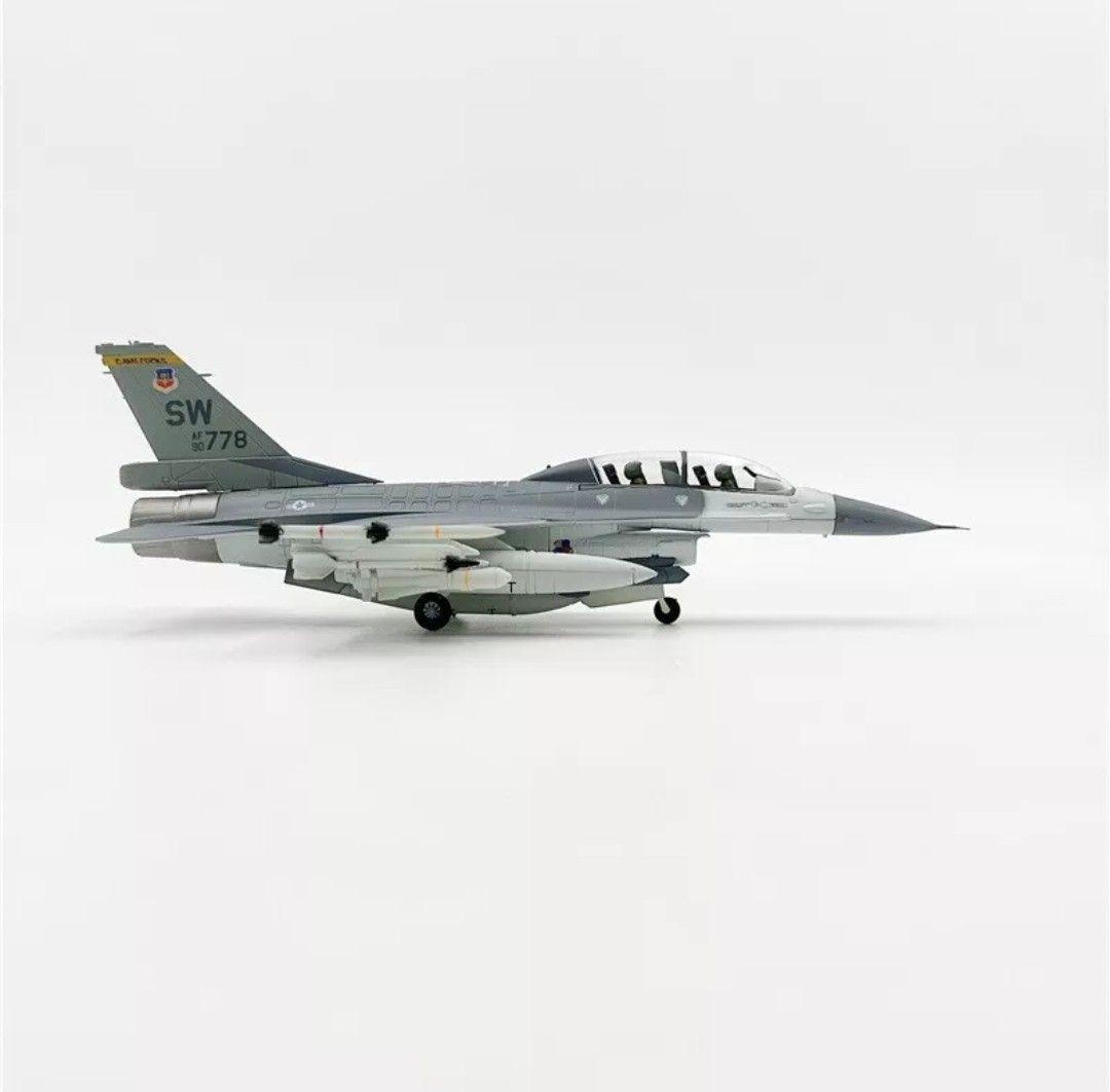 1/72 アメリカ空軍 F-16D ファイティングファルコン（ダイキャスト）