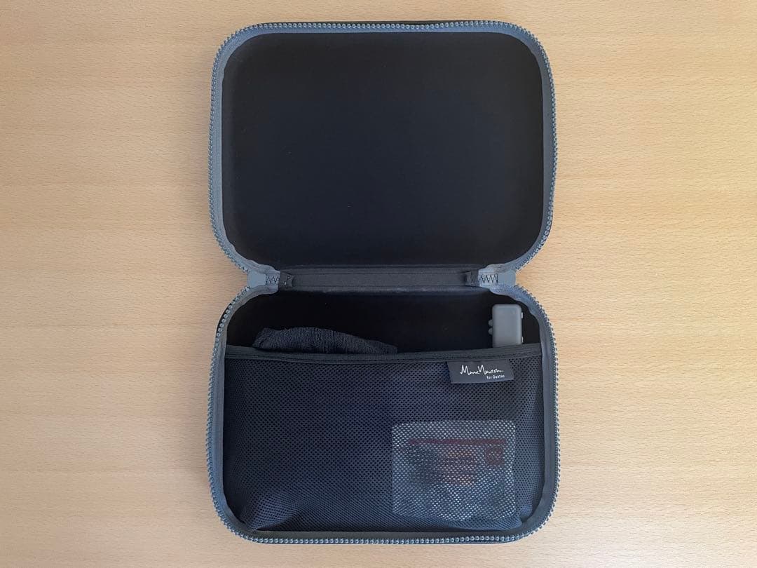 Marc NEWSONアメニティケース カンタス航空（ビジネスクラス用）