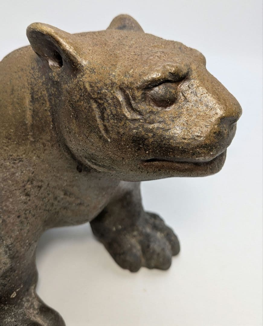 岡山県重要無形文化財 浦上善次 備前焼 寅 共箱共布栞 虎 トラ 干支置物 陶彫