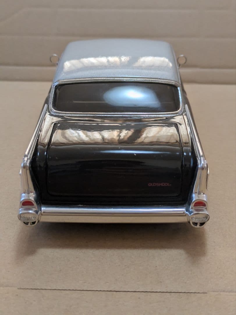 JADA 1957 シボレー ベルエア1/24スケール　ミニカー