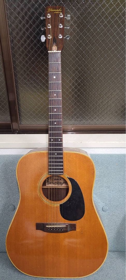 Yamaki Deluxe Folkアコースティックギター