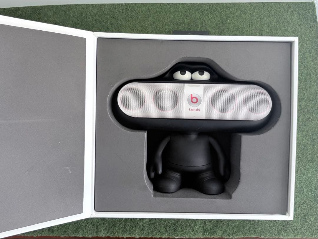 beats pill 2.0 Bluetoothスピーカー&スタンド