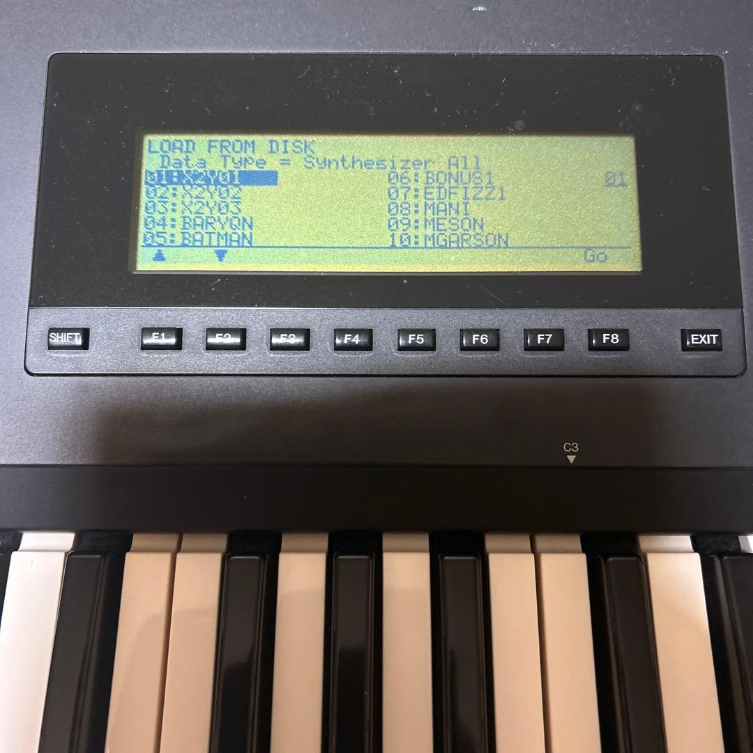 YAMAHA SY77 USBフロッピーエミュレータ換装済