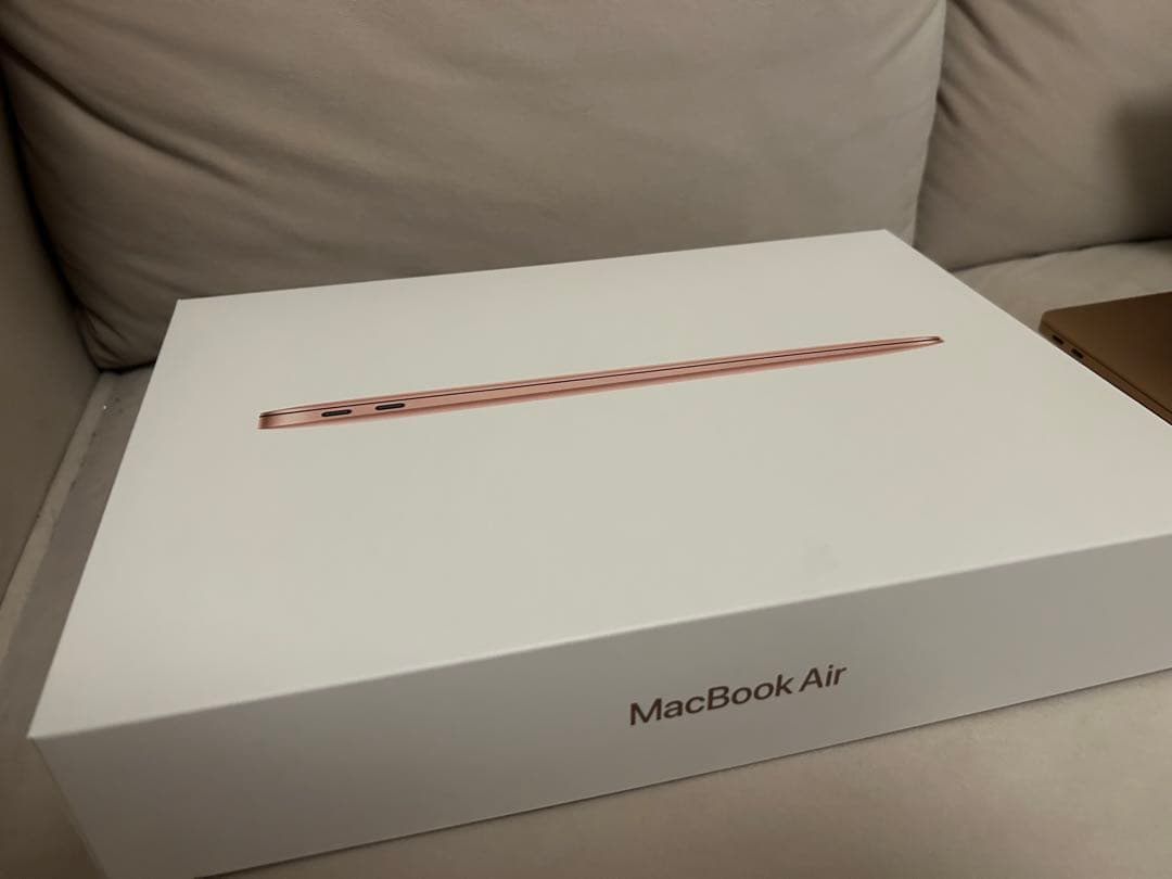 MacBook Air 13inch 8GB 256GB ゴールド 元箱付き