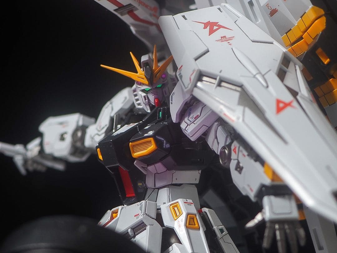 RG νガンダム　ff ガンプラ　全塗装　完成品