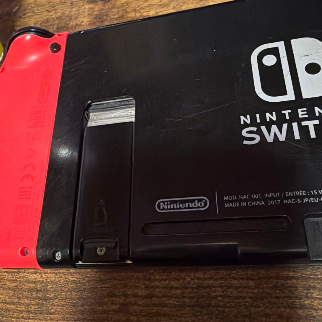 Nintendo Switch 本体 青と赤のジョイコンプロコンつき