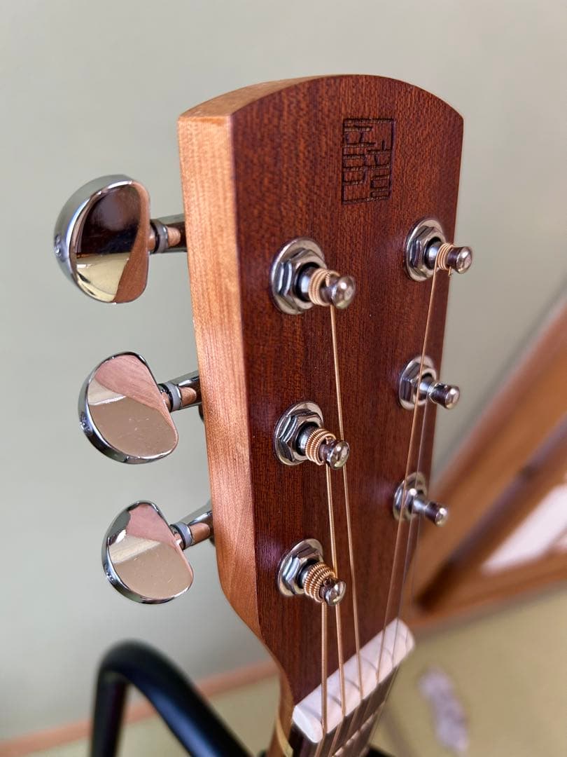 ★アウトレット★美品★音音ミニアコースティックギター ミニエレアコギター